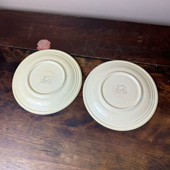 Fiesta Fiestaware VINTAGE 1936-1951 Old Ivory Set‎ of 2 Saucer plates - Picture 5 of 8
